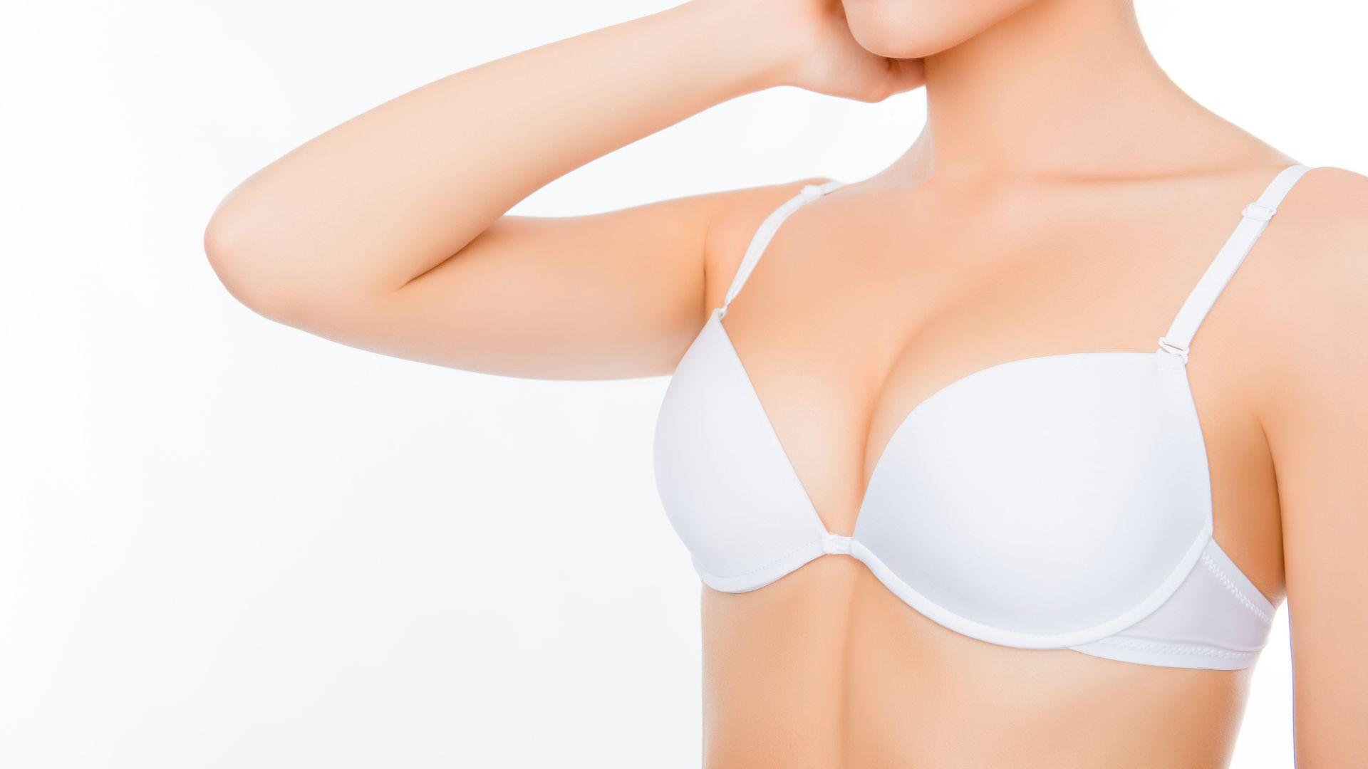 Schönes Dekolleté in Meerbusch – Verjüngung mit PDO-Fäden